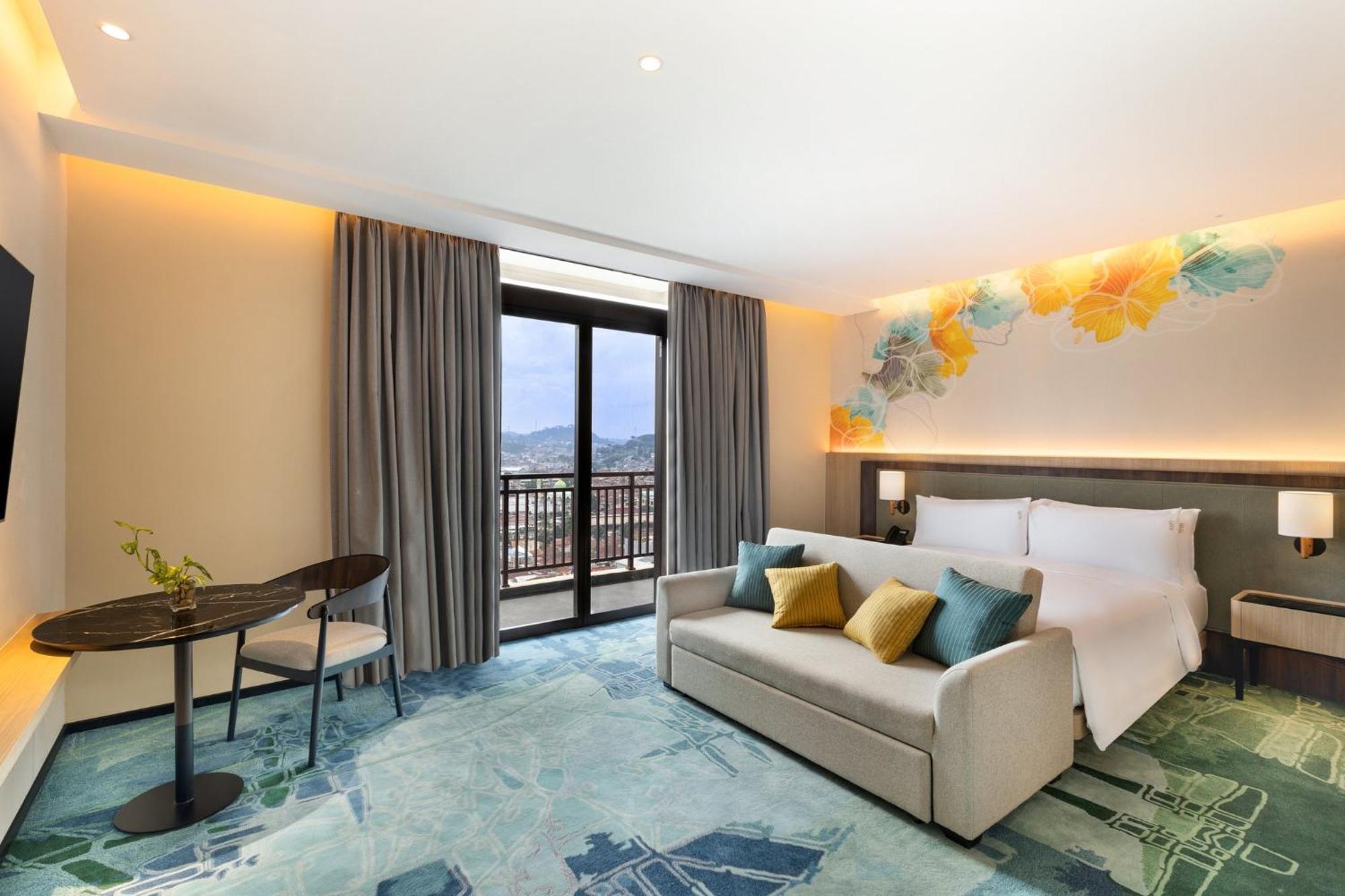 Holiday Inn Lampung Bukit Randu By Ihg باندار لامبونغ المظهر الخارجي الصورة