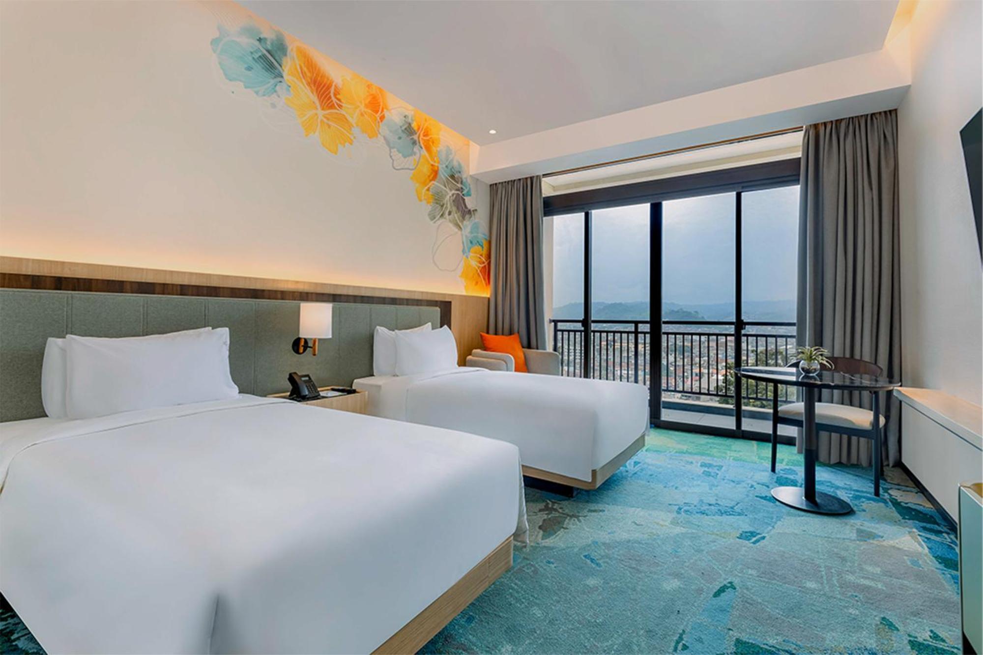 Holiday Inn Lampung Bukit Randu By Ihg باندار لامبونغ المظهر الخارجي الصورة